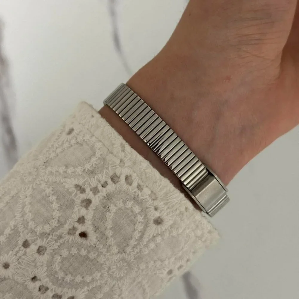 Sku:0340 Silver white dial Women Casual Quartz Watch Stainless‎ Steel +gift box